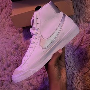nike blazer shoes. white, silver & purple! comes in a size seven for women.